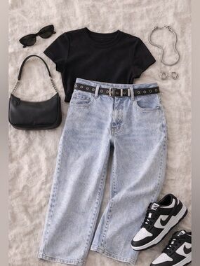 Express Women's Light Blue Jeans